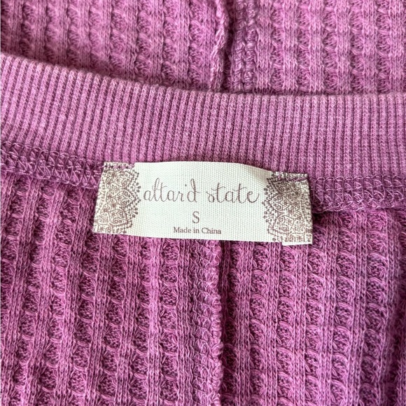 Altar’d state purple thermal long sleeve everyday causal t-shirt size small NWT - Picture 8 of 14